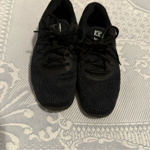 Nike Flex Supreme TR6 shoes